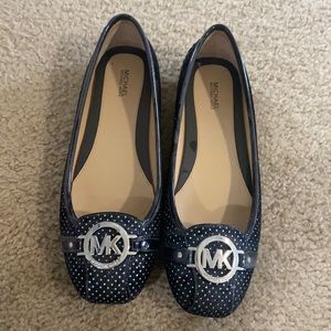 Michael kors flats never worn
